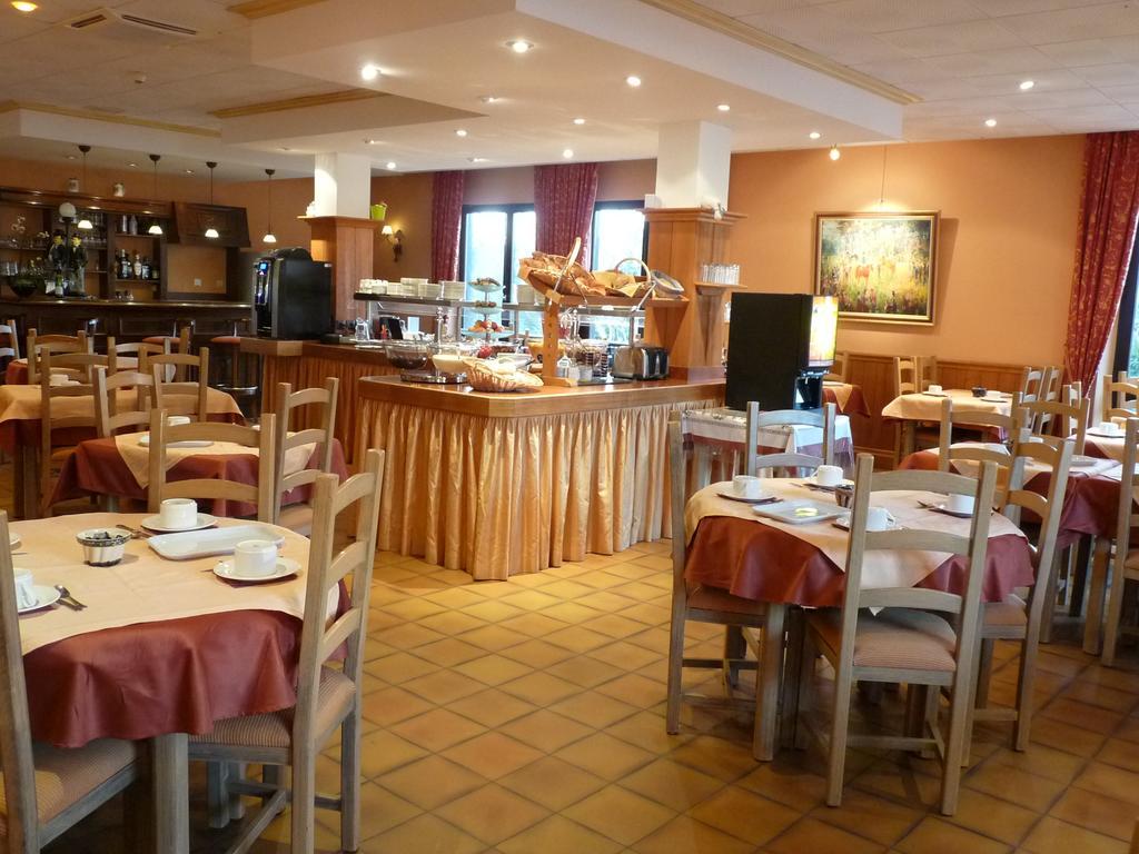 Hotel Le Riquewihr Zewnętrze zdjęcie