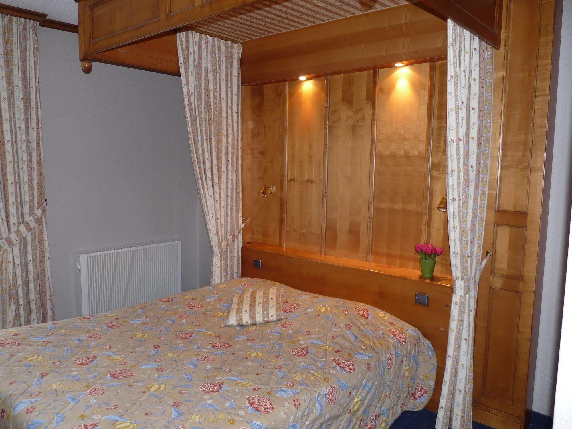 Hotel Le Riquewihr Zewnętrze zdjęcie