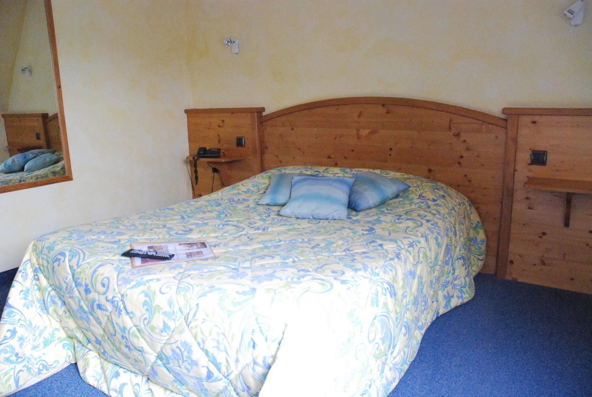 Hotel Le Riquewihr Zewnętrze zdjęcie